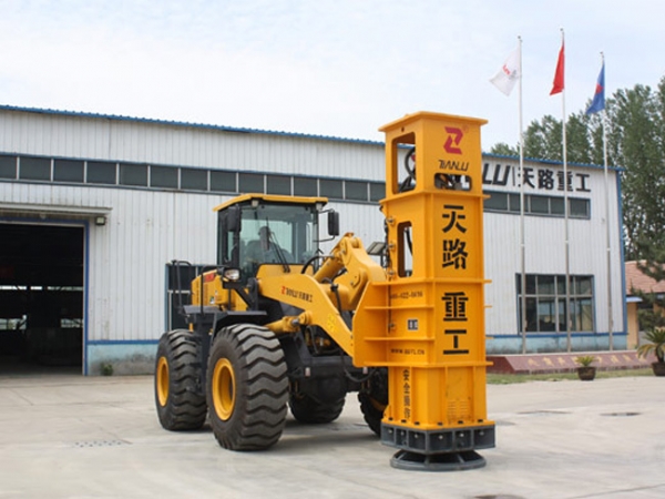 TRA15高速液壓夯實(shí)機(jī)